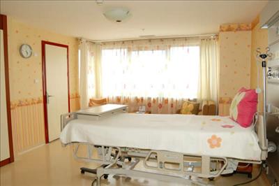 Patient's Room - Istanbul Memorial Hospital - Стамбульская мемориальная больница