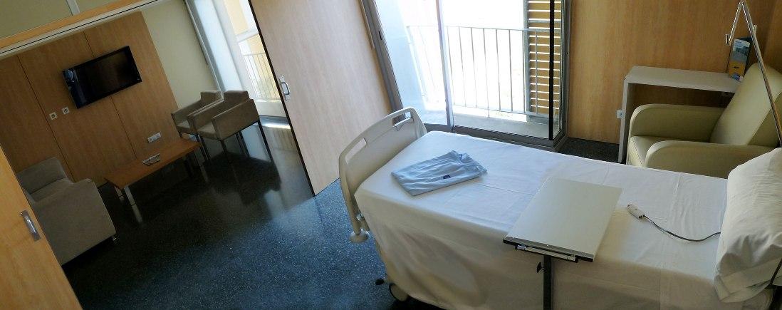 Patient's Room - Quirón Madrid University Hospital - Университетская больница Кирон Мадрид